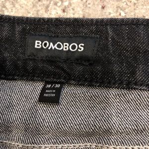 Great condition, distressed black Buckle Bonobos jeans.